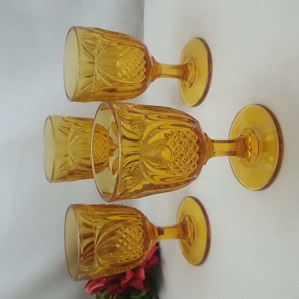 Fenton Pineapple Colonial Amber Goblets